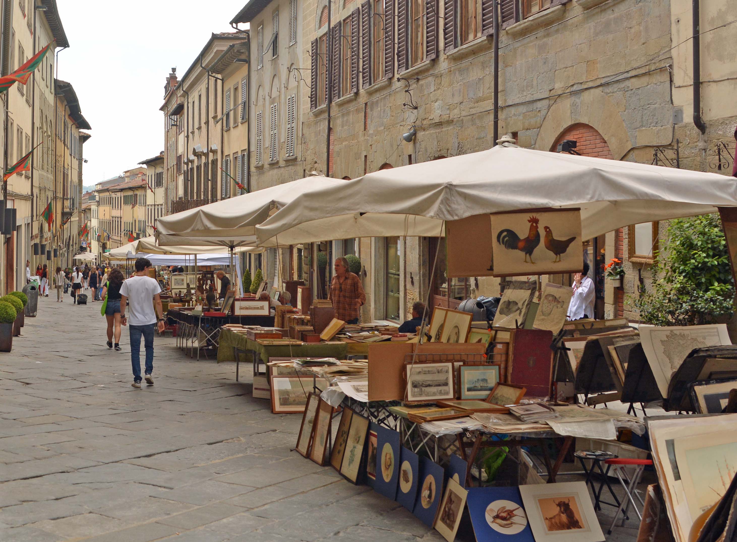 Mittelalterliches toskanisches Juwel Arezzo Bikeing Hikeing